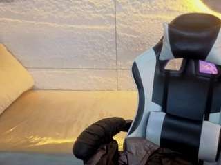 BIG ASS live cam preview