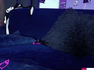 yulianademon66 Live Webcam on CamSoda
