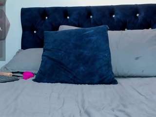 Yul Demon live webcam show