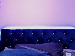 Yul Demon live cam preview