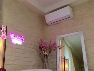 bella-posh live cam profile