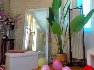 Bella-Posh live webcam show