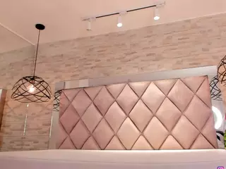Celene-Midnight's Live Sex Cam Show