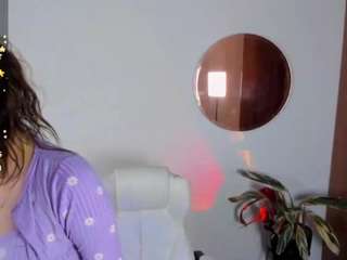 iamm-emiily webcam