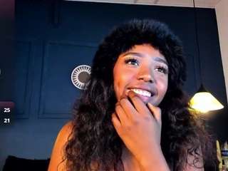 niicolee-brownn webcam