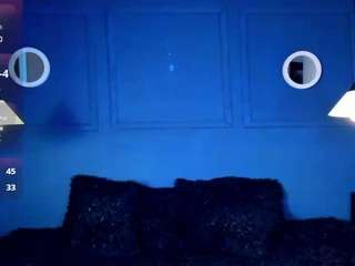 Live webcam model niicolee-brownn on Soda Cams