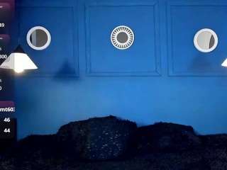 niicolee-brownn webcam