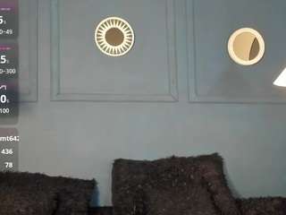 niicolee-brownn Live Webcam on CamSoda