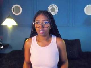 niicolee-brownn webcam