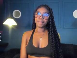 niicolee-brownn Live Webcam on CamSoda