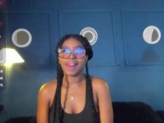 niicolee-brownn Live Webcam on CamSoda