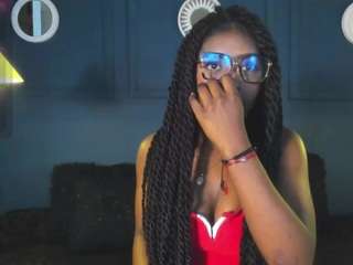 niicolee-brownn webcam