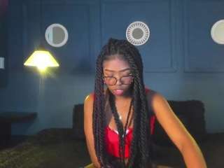 niicolee-brownn webcam