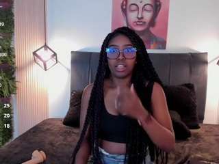 niicolee-brownn webcam