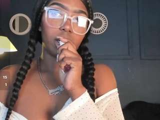 niicolee-brownn