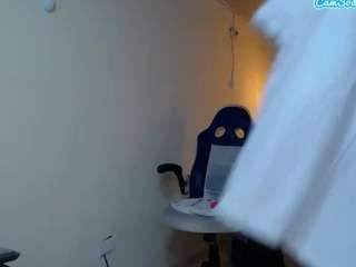  alexa-cooper chat room