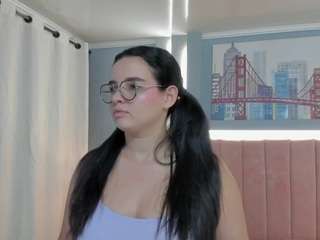 alys-baker webcam camsoda model stream image