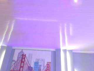 alys-baker Live Webcam on CamSoda