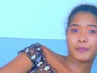 blacksweetiee live webcam show