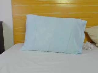 dalila-harris webcam