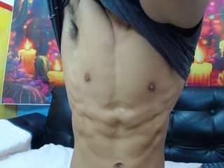eddiebakers Live Webcam on CamSoda