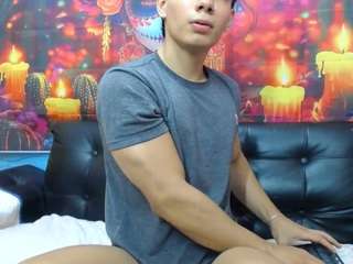 eddiebakers Live Webcam on CamSoda