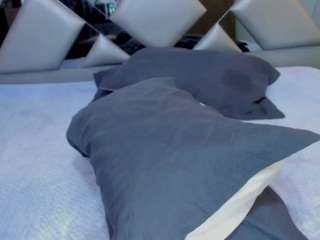 Nahomii-Hill live webcam show