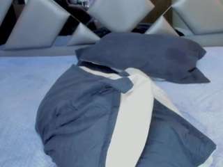 Nahomii-Hill live webcam show