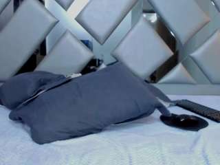 Nahomii-Hill live webcam show