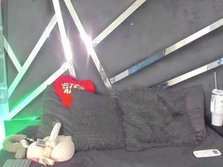 rubyxht's CamSoda show and profile