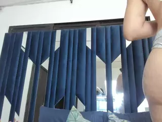 SofiacandyXht's Live Sex Cam Show