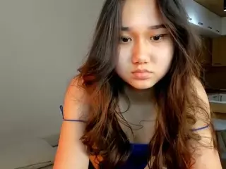 yoonashina's Live Sex Cam Show