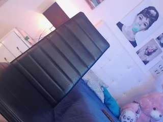 bonnie-sofif Live Webcam on CamSoda