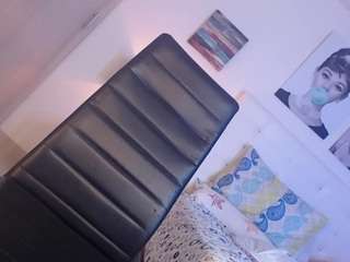 bonnie-sofif Live Webcam on CamSoda