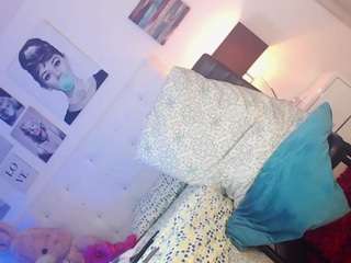 bonnie-sofif Live Webcam on CamSoda