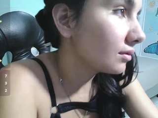 maylin-horny19 webcam