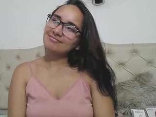 maylin-horny19