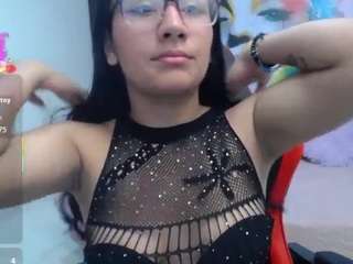 maylin-horny19