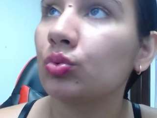 maylin-horny19 webcam