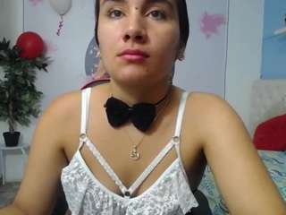 maylin-horny19 Live Webcam on CamSoda