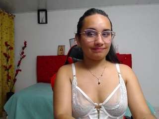 maylin-horny19