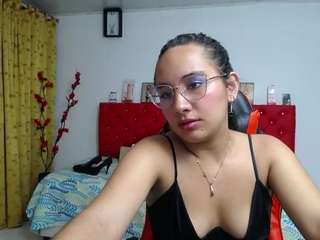 maylin-horny19 webcam