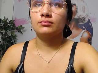 maylin-horny19 Live Webcam on CamSoda