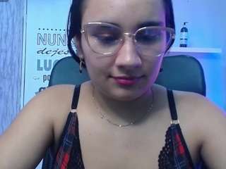 maylin-horny19 Live Webcam on CamSoda