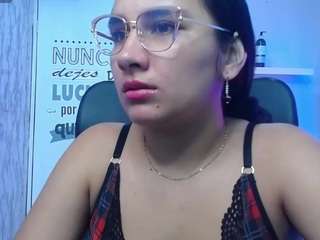 maylin-horny19 Live Webcam on CamSoda