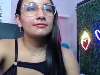 maylin-horny19