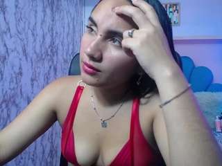maylin-horny19
