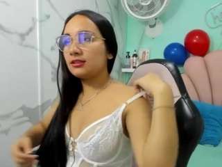 maylin-horny19
