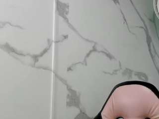 maylin-horny19