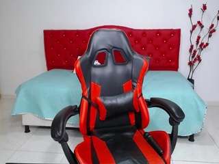 maylin-horny19